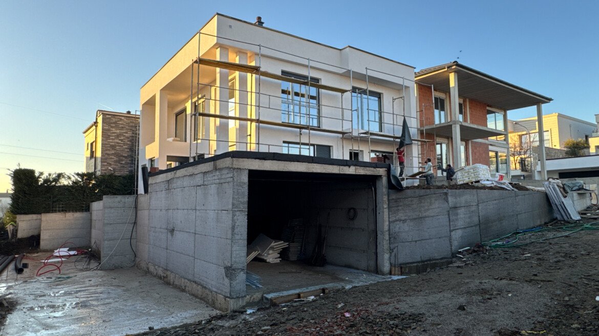 Shtëpi në SHITJE në Çagllavicë – Prishtinë