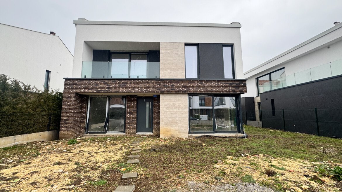 Shtëpi në SHITJE në Lagjen Qendresa – Prishtinë